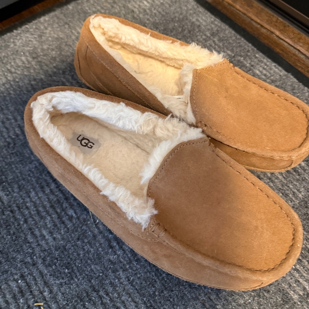 UGG Kids Ansley Slippers Size 6Y | Chestnut | Cozy Shearling